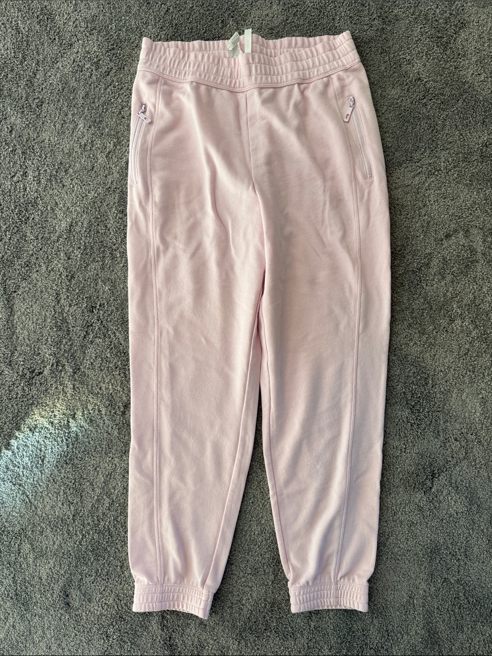 Fabletics Woman’s Pink Sweatpants, zip pockets NWOT